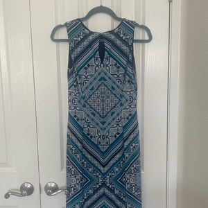 White House black market (XS) Reversible sheath